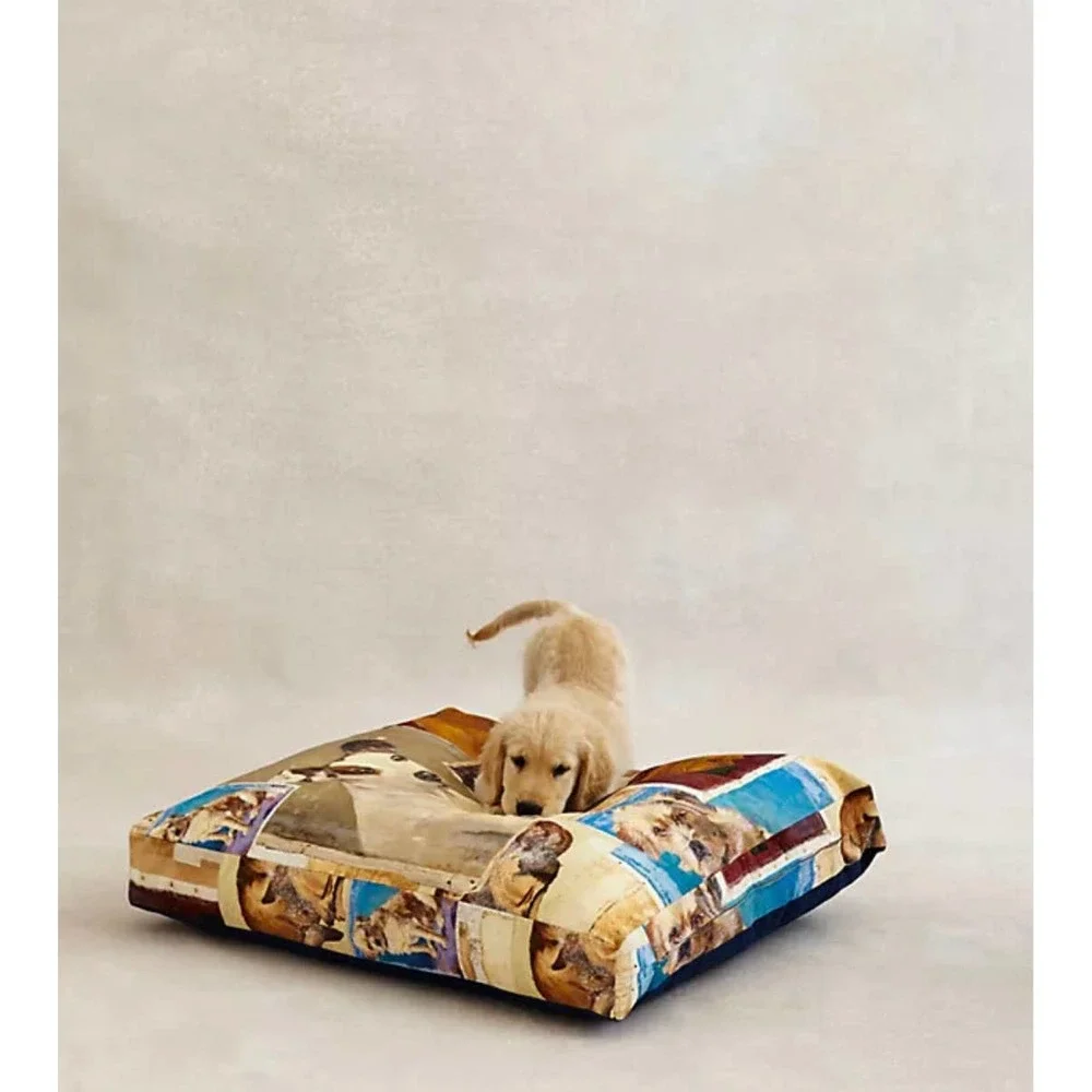 RARE Large Anthropologie Swarm Vintage Portrait Dog Bed - Picture 2 of 3